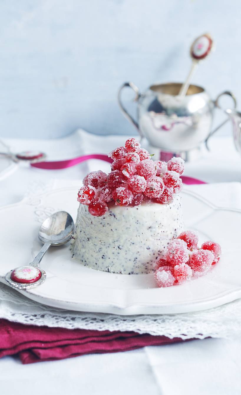 Marzipan-Mohn-Pannacotta: das italienische Dessert-Highlight für Weihnachten