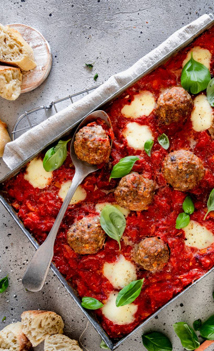 Ofen-Polpette in Tomatensoße