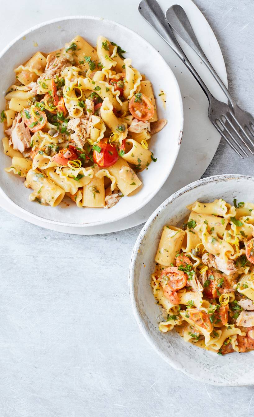 One-Pot-Pasta mit Thunfisch, Tomaten und Kapern