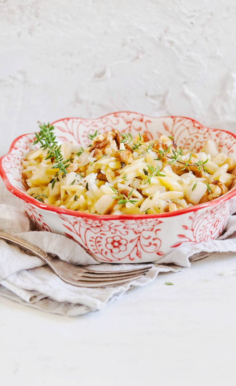 Pasta-Risotto mit Birne und Walnüssen