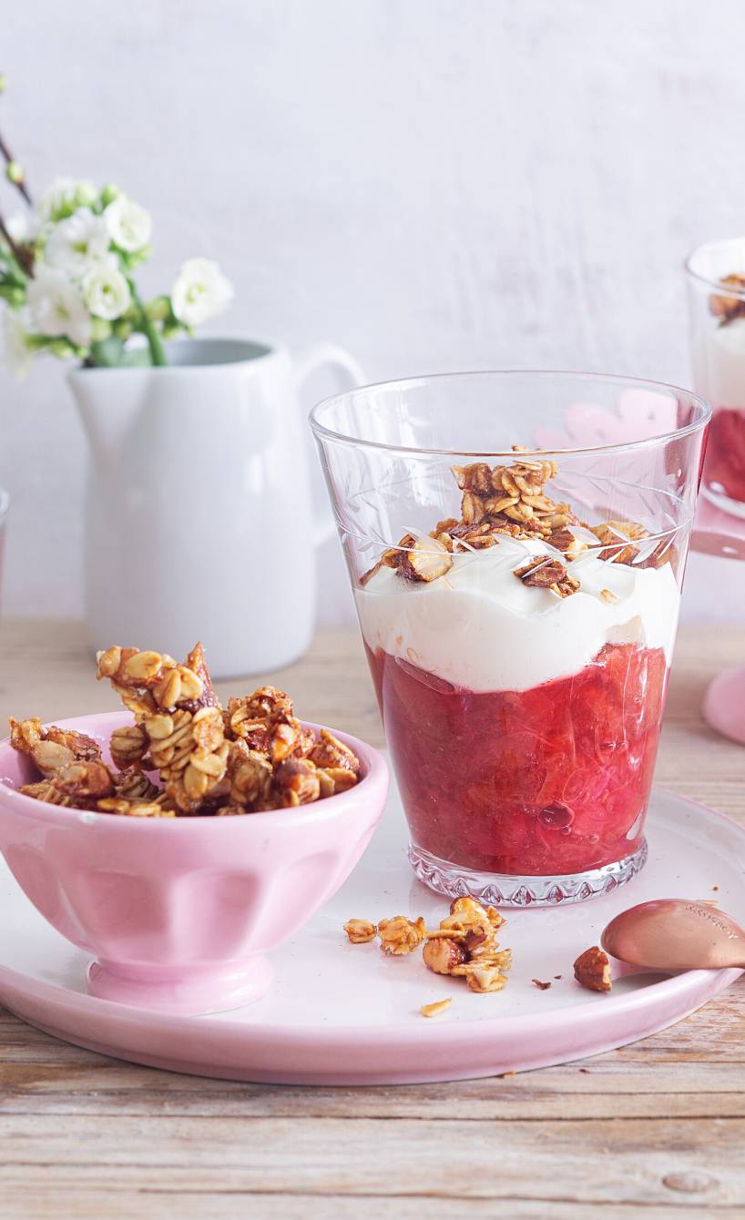 Rhabarberkompott Mascarpone Schichtdessert | SoIsstItalien Rhabarberkompott Mascarpone Schichtdessert | SoIsstItalien