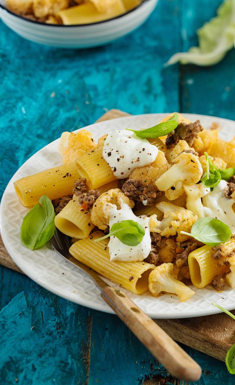 Rigatoni-Hack-Pfanne mit Blumenkohl