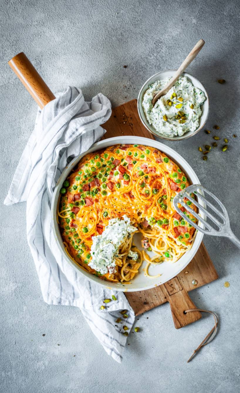 Spaghettoni-Frittate à la Bologna mit Mascarponedip