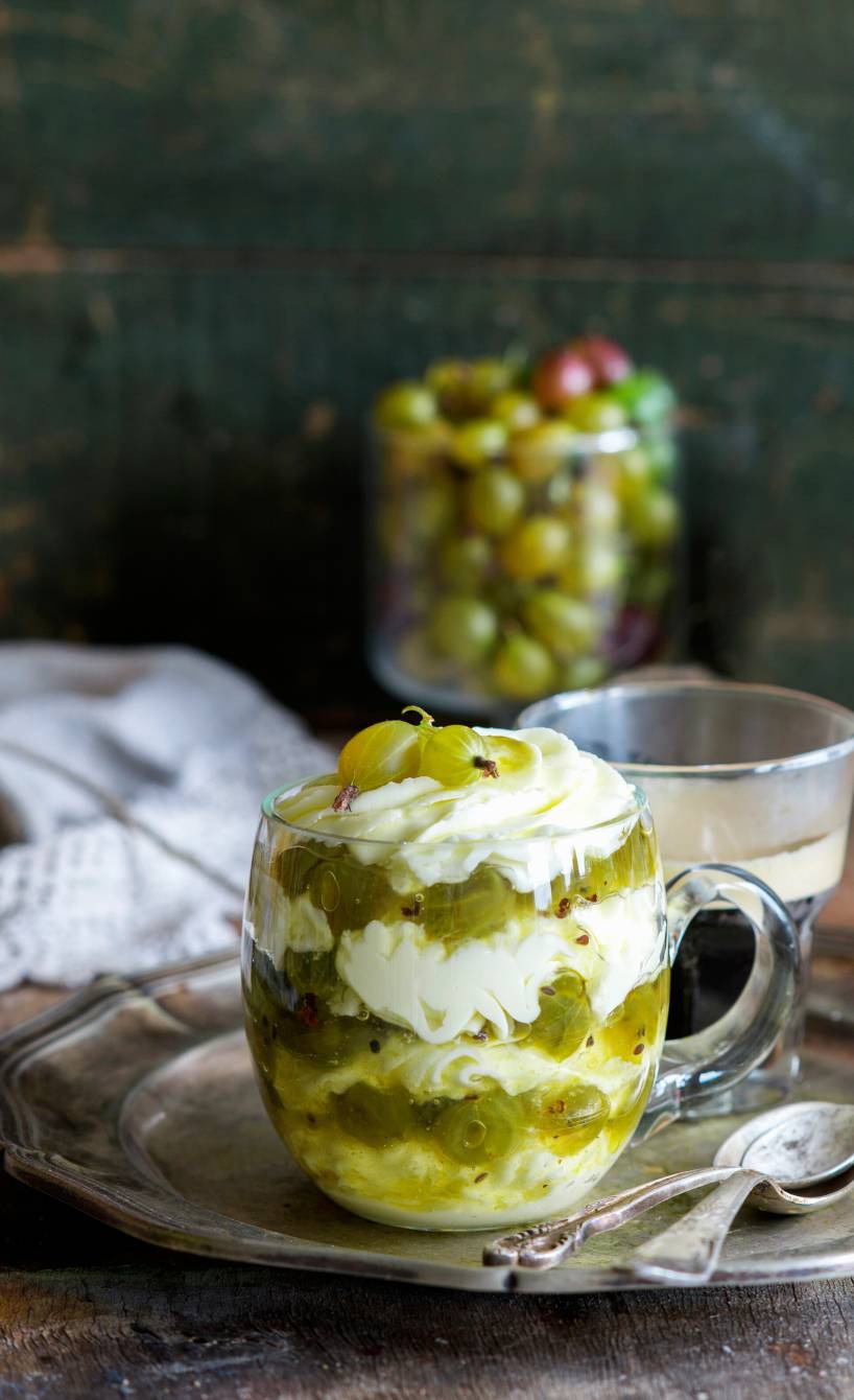 Stachelbeer-Mascarpone-Dessert