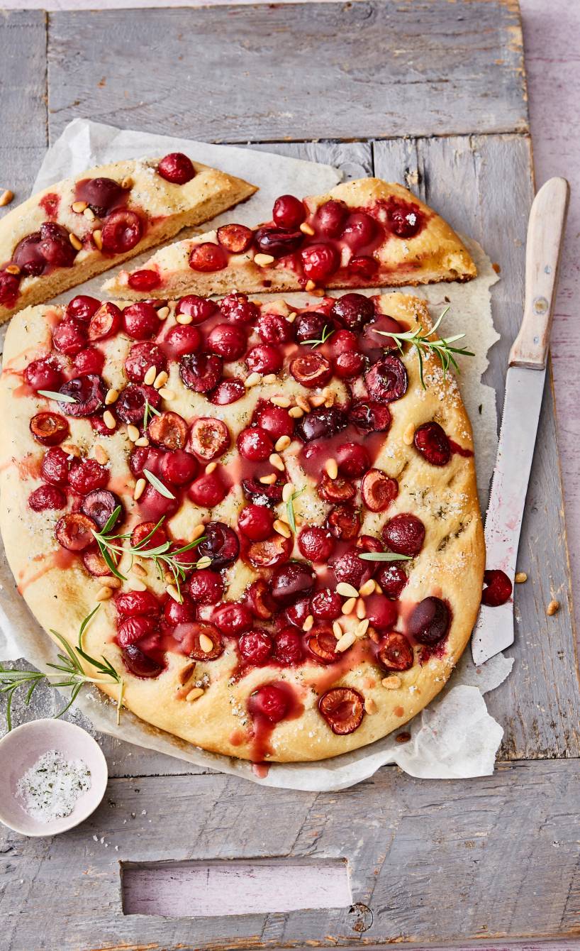 Süße Kirschfocaccia