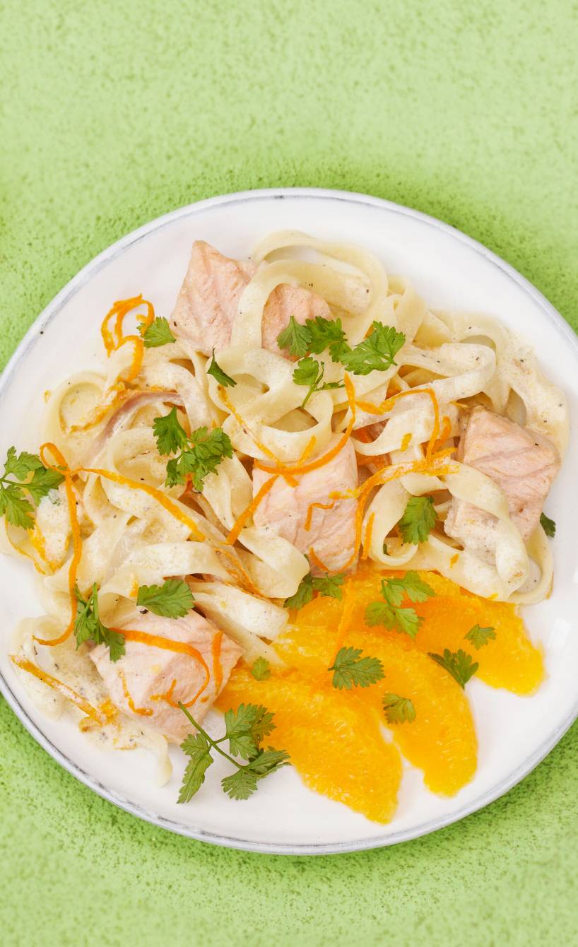 Tagliatelle mit Lachs & Orangen-Mascarponesoße