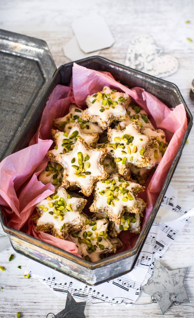 Zimtsterne mit Pistazien