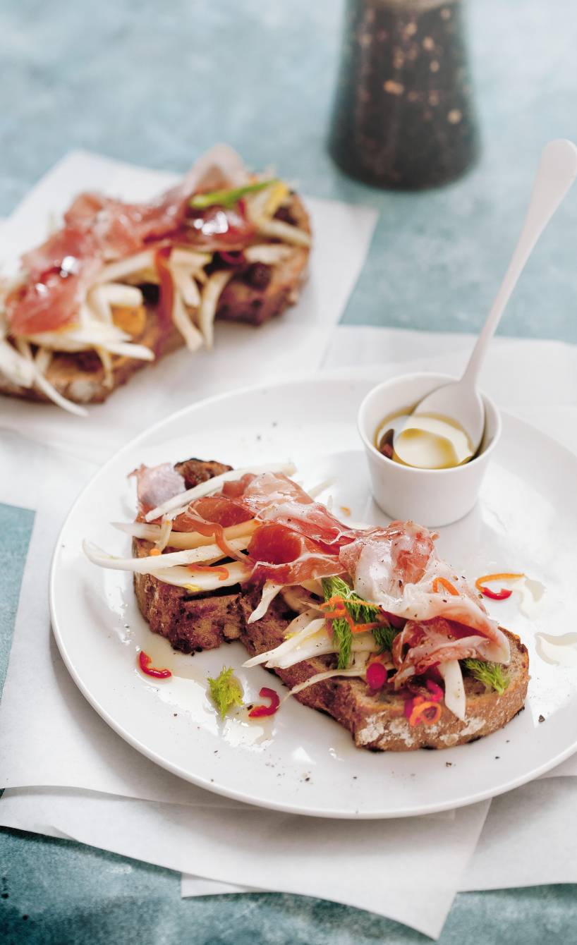 Bruschette mit Fenchelsalat und Culatello
