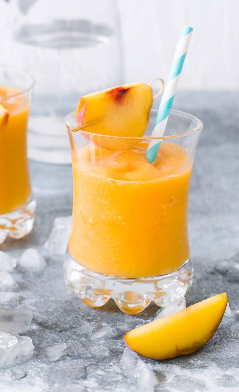 Cremiger Pfirsich-Wodka-Drink