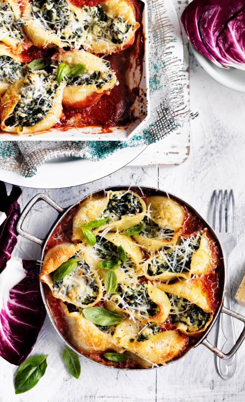 Gratinierte Conchiglioni mit Mangold-Ricotta-Füllung