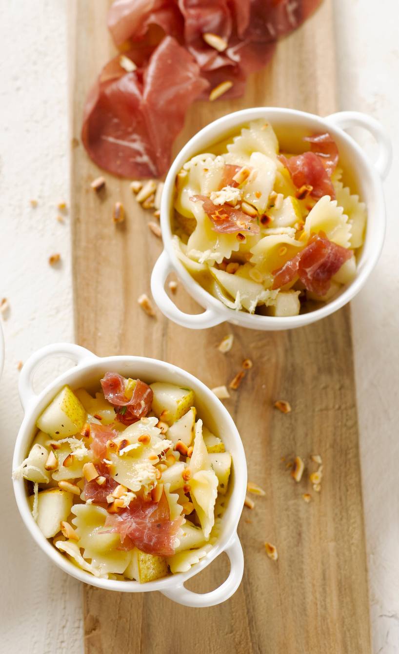 Blitzschneller Pastasalat mit Bresaola und frischen Birnen | SoIsstItalien