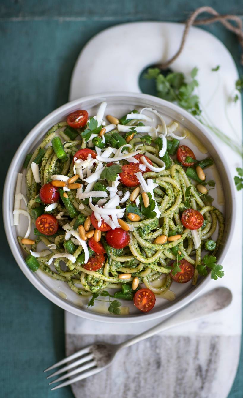 Spaghetti mit Minzpesto und Ricotta salata