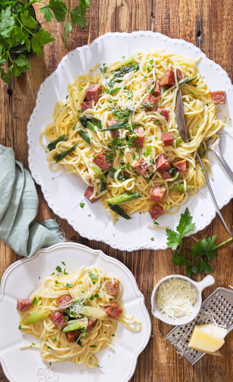 Spaghetti mit Salamicarbonara