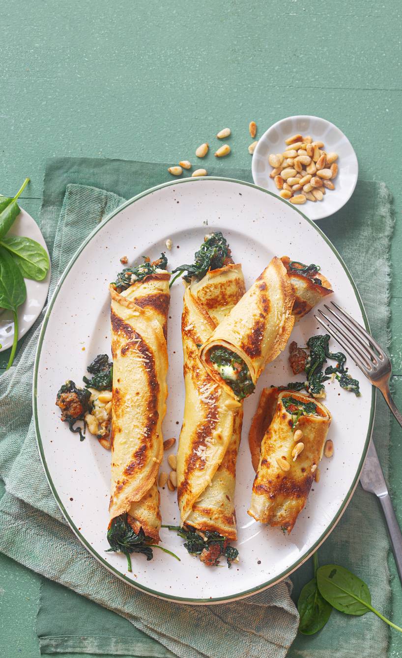 Crespelle mit Spinat-Salsiccia-Füllung