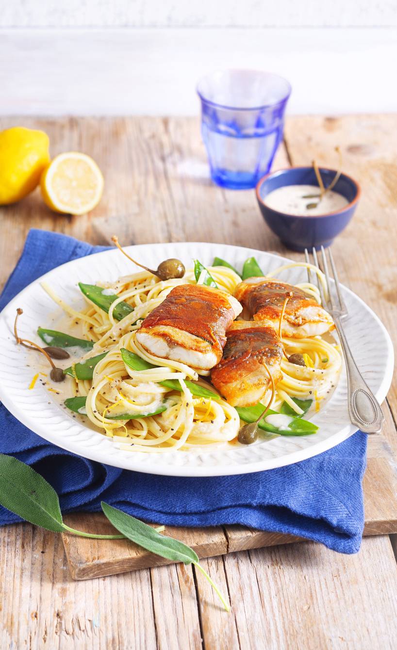 Wolfsbarsch-Saltimbocca mit Linguine und Zitronensoße