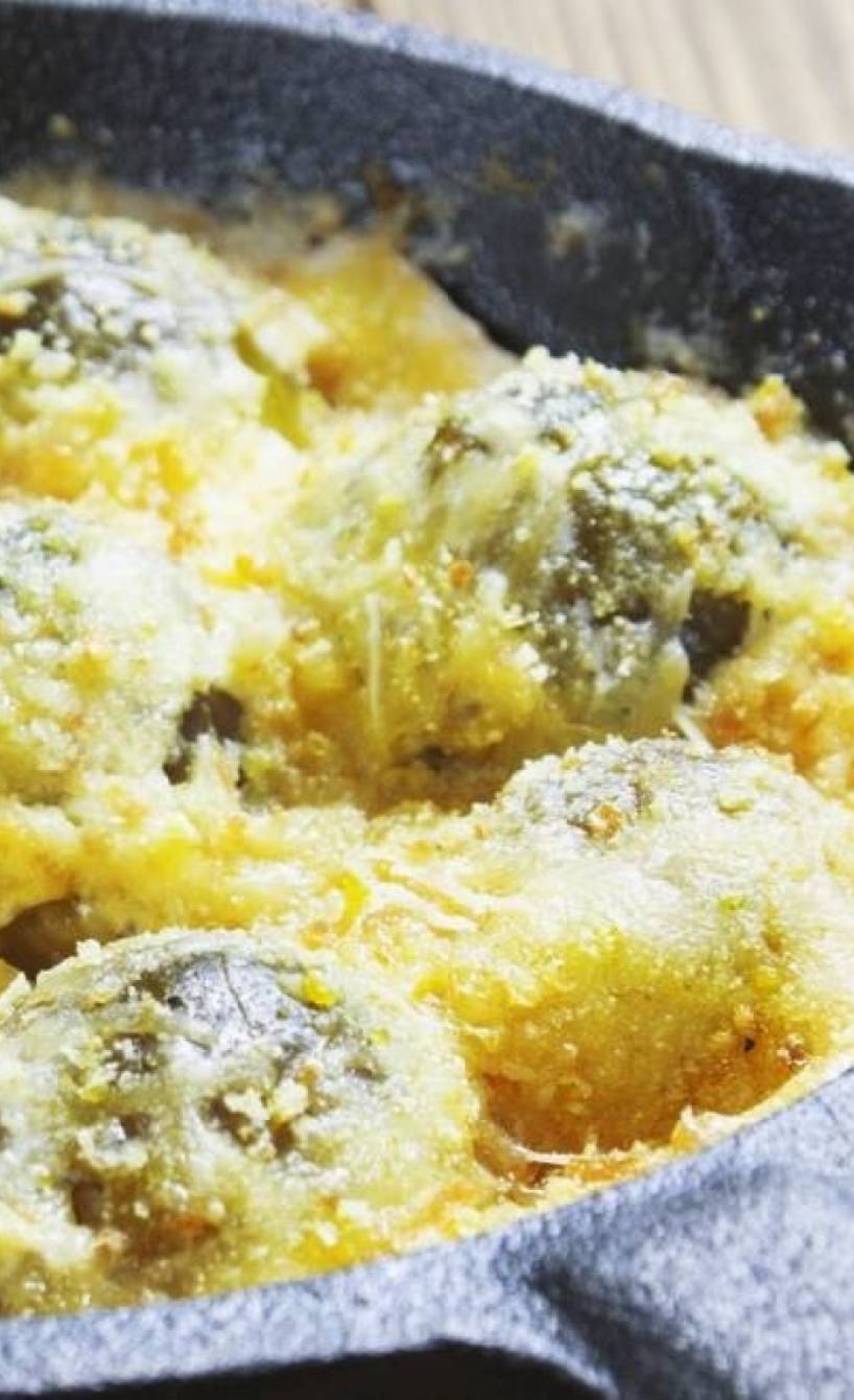 Rosenkohl-Gratin im close up