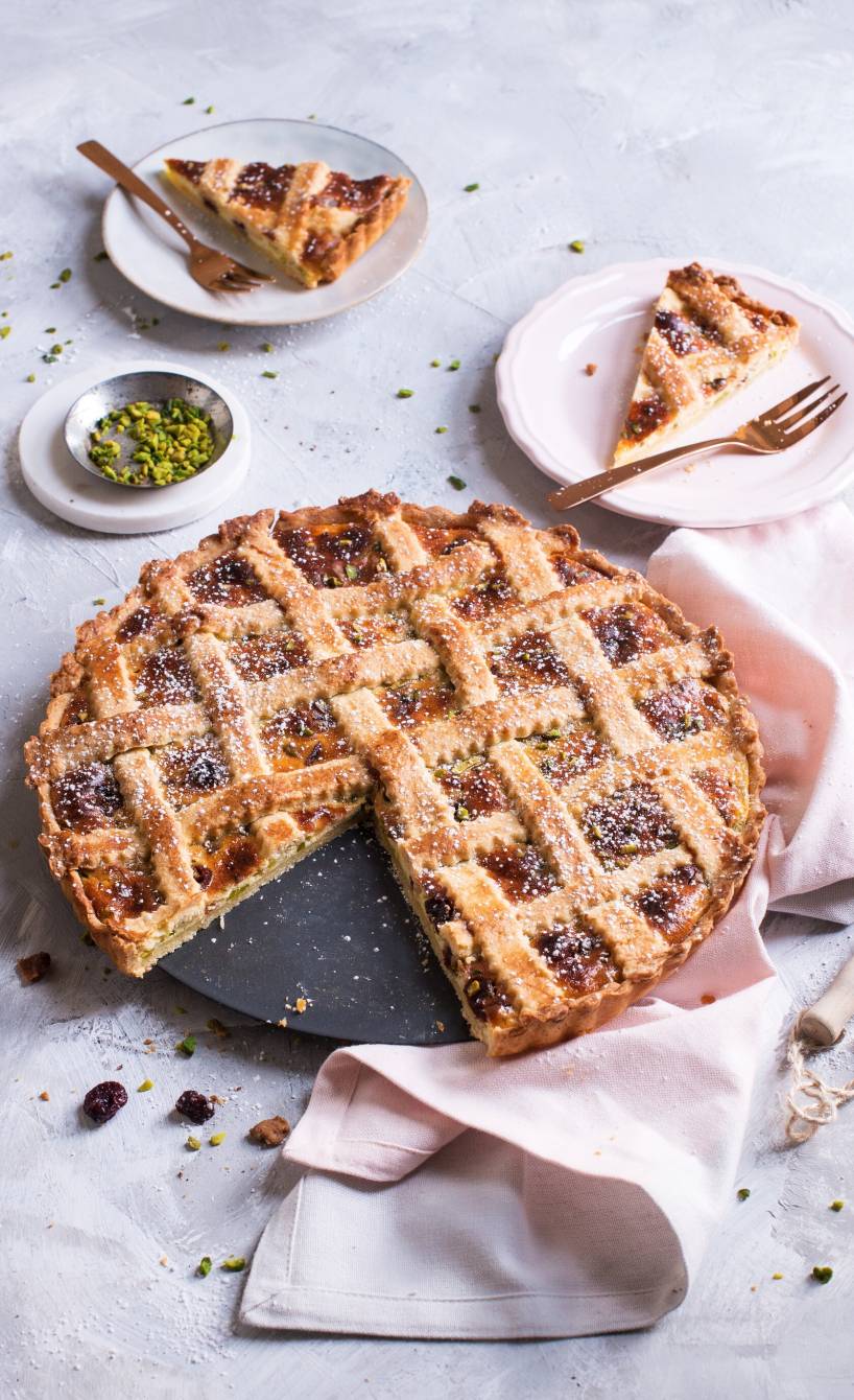 Pistazientarte mit kandierten Früchten – italienischer Klassiker