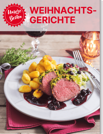 Rinderfilet mit Pistazienkruste, Gnocchi und Cassissoße auf dem Cover von „Unsere Besten Weihnachtsgerichte“